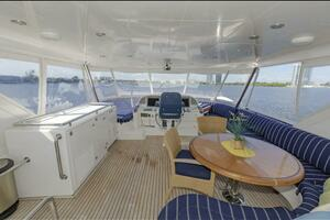 VIAGGIO 2009 Horizon Vision 74 Yacht For Sale in Pompano Beach FL