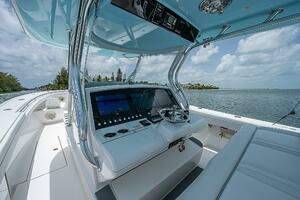 2020 Valhalla Boatworks V-41 Center Console thumbnail 9