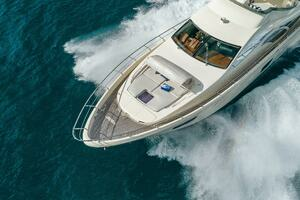 Minimal Risk 2010 Azimut  Yacht For Sale in Miami FL