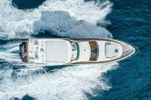 Minimal Risk 2010 Azimut  Yacht For Sale in Miami FL