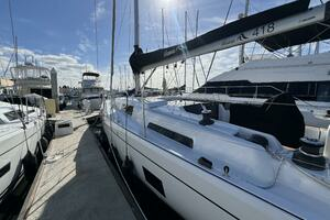  2023 Hanse 418 Yacht For Sale in San Diego CA