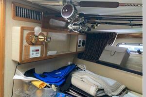 J Bel 38ft Phoenix Yacht For Sale