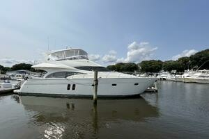  2008 Marquis 59 Fly Bridge - Markham Edition Yacht For Sale in Old Saybrook CT