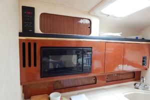 Sea Wings 31ft Sea Ray Yacht For Sale