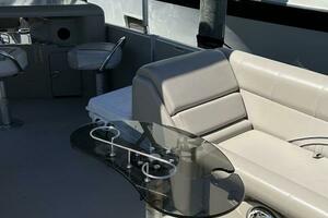 25ft Avalon Yacht For Sale