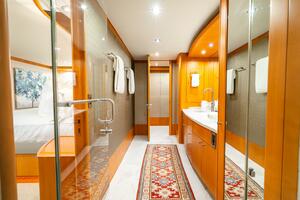 Serenity 116ft Lazzara Yachts Yacht For Sale