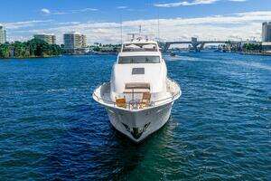 2008 Lazzara Yachts 116 thumbnail 11