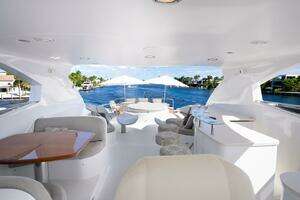 2008 Lazzara Yachts 116 thumbnail 73