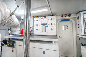 Serenity 116ft Lazzara Yachts Yacht For Sale