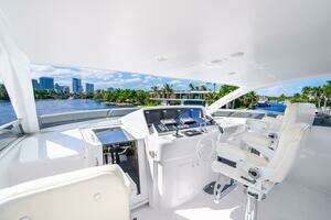 2008 Lazzara Yachts 116 thumbnail 76