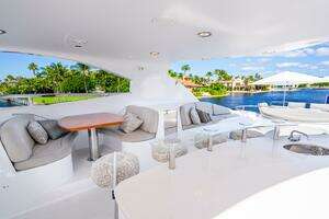 2008 Lazzara Yachts 116 thumbnail 70