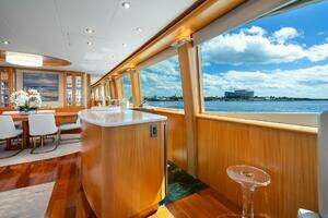 2008 Lazzara Yachts 116 thumbnail 17