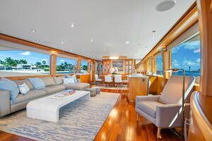 Serenity 116ft Lazzara Yachts Yacht For Sale
