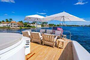 2008 Lazzara Yachts 116 thumbnail 65