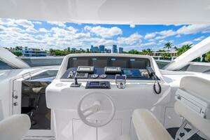 2008 Lazzara Yachts 116 thumbnail 75