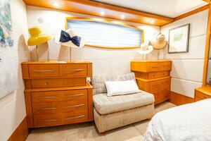 Serenity 116ft Lazzara Yachts Yacht For Sale