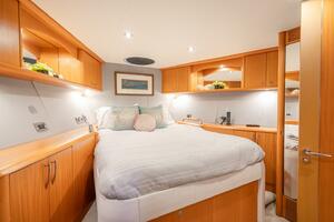 Serenity 116ft Lazzara Yachts Yacht For Sale