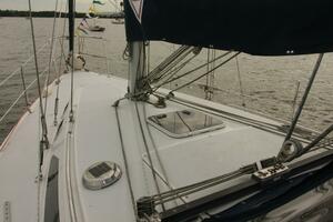 Photo 3866676 for 1999 Catalina 320  