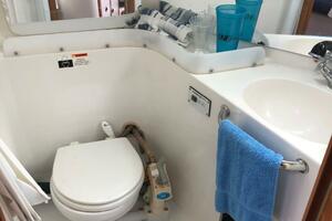 Photo 3866662 for 1999 Catalina 320  