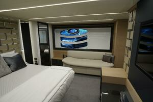 2016 Pershing 70 thumbnail 13
