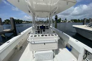 2006 Intrepid 370 thumbnail 15