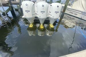 2006 Intrepid 370 thumbnail 9