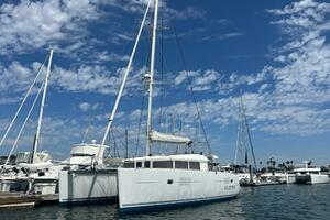 Shaiyonat 2016 Lagoon 400 S2 Yacht For Sale in Marina Del Rey CA