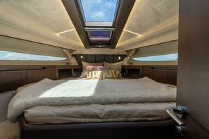 2022 Galeon 425 HTS thumbnail 15