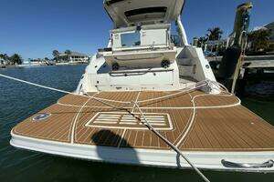 2016 Sea Ray 350 Sundancer thumbnail 49