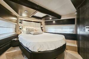 2013 Azimut 70 thumbnail 49