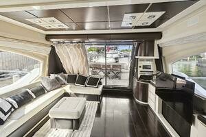 2013 Azimut 70 thumbnail 24