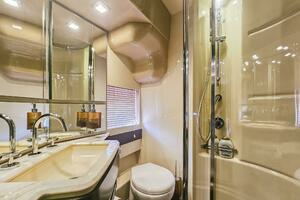 2013 Azimut 70 thumbnail 57