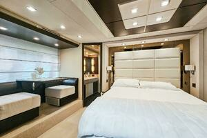 2013 Azimut 70 thumbnail 42