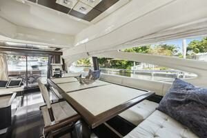 2013 Azimut 70 thumbnail 32