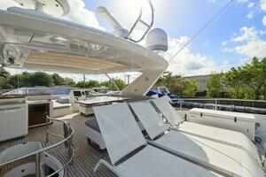 2013 Azimut 70 thumbnail 19