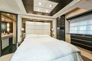 2013 Azimut 70 thumbnail 38
