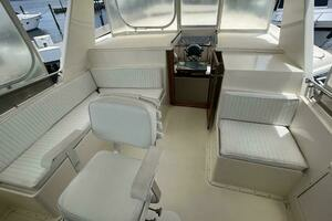 1981 Hatteras 48 Motoryacht thumbnail 8