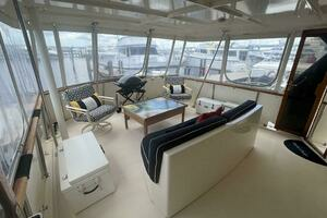 1981 Hatteras 48 Motoryacht thumbnail 6