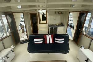 1981 Hatteras 48 Motoryacht thumbnail 5