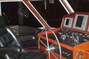 1965 Hatteras Motor Yacht thumbnail 19