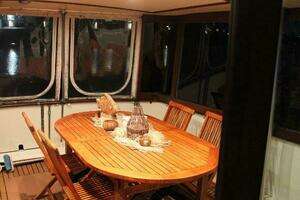 1965 Hatteras Motor Yacht thumbnail 13
