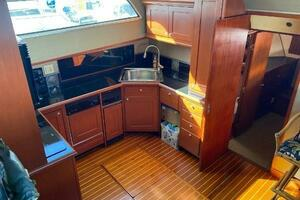 1965 Hatteras Motor Yacht thumbnail 29