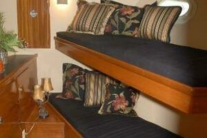 1965 Hatteras Motor Yacht thumbnail 31