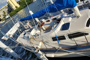 Chasin rsquo  Summer 37ft Irwin Yacht For Sale