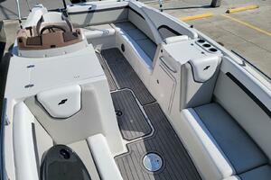 Photo 3894106 for 2023 Starcraft SVX 231 OB  