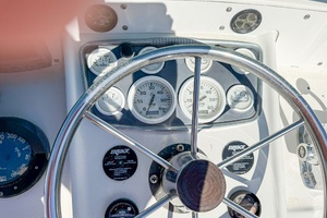 1972 Bertram Fly Bridge Cruiser thumbnail 12