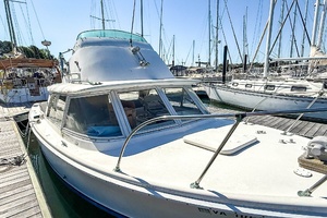 1972 Bertram Fly Bridge Cruiser thumbnail 8
