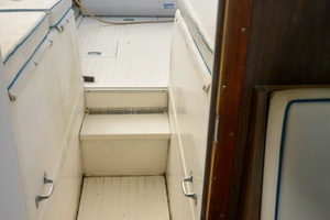 1972 Bertram Fly Bridge Cruiser thumbnail 35