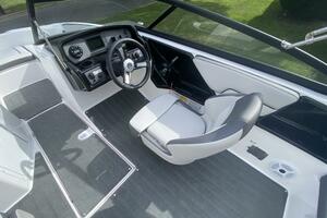 Photo 3895483 for 2022 Yamaha Boats SX 190  