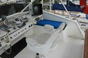 37ft Striker Yacht For Sale